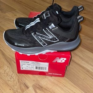 Like New New Balance Trail running sneaker